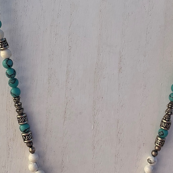 Faux Turquoise Silver Bead Necklace Pendant Howlite Fake Turquoise 20” Vintage - Picture 6 of 12